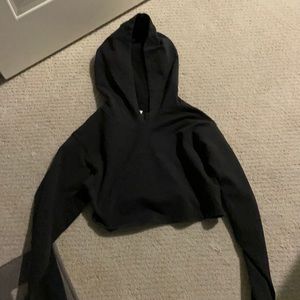 Lululemon black crop sweater
